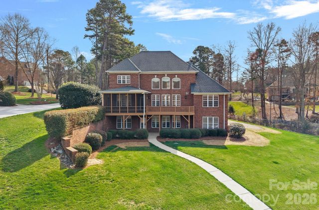 125 Grand Bay Drive, Mooresville, NC 28117