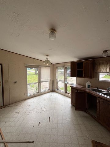 2240 Mark Street, Croswell, MI 48422