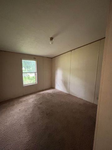 2240 Mark Street, Croswell, MI 48422