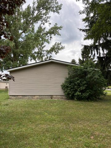 2240 Mark Street, Croswell, MI 48422