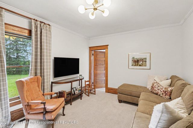 1611 E Dexter Trail, Dansville, MI 48819