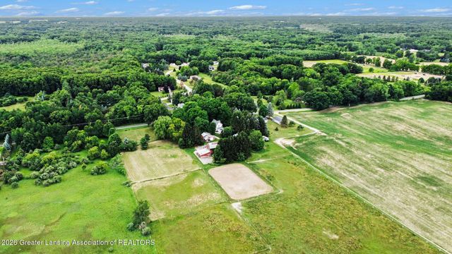 1611 E Dexter Trail, Dansville, MI 48819