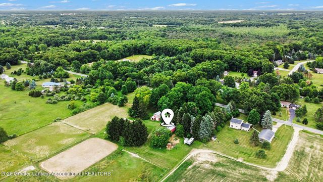 1611 E Dexter Trail, Dansville, MI 48819