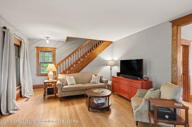 1611 E Dexter Trail, Dansville, MI 48819