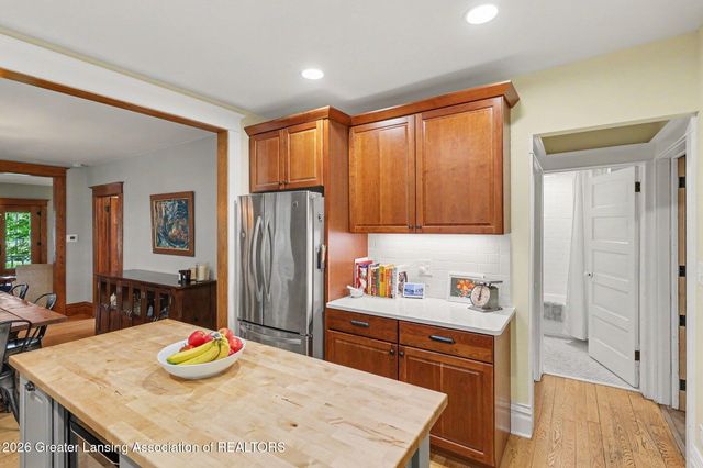 1611 E Dexter Trail, Dansville, MI 48819
