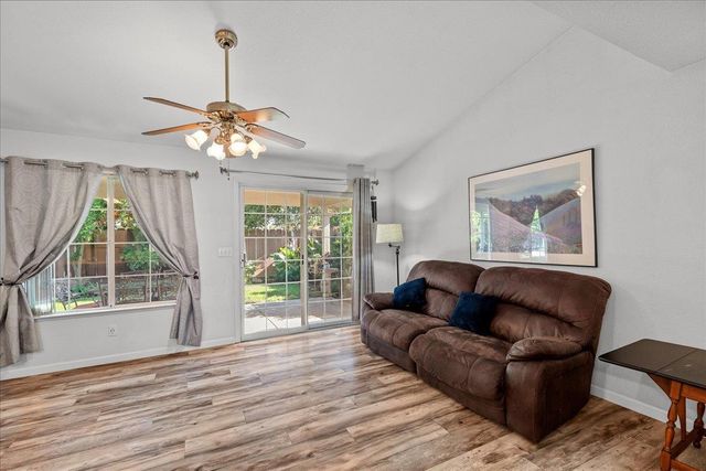 1795 Brookside Dr, Manteca, CA 95336