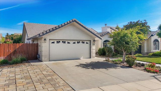 1795 Brookside Dr, Manteca, CA 95336