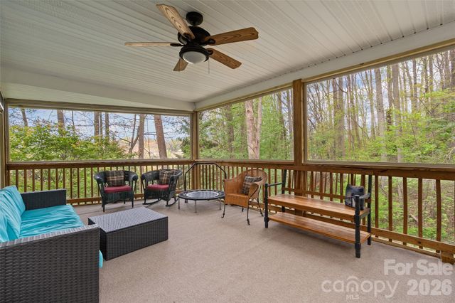 215 Atkins Loop, Lake Junaluska, NC 28745