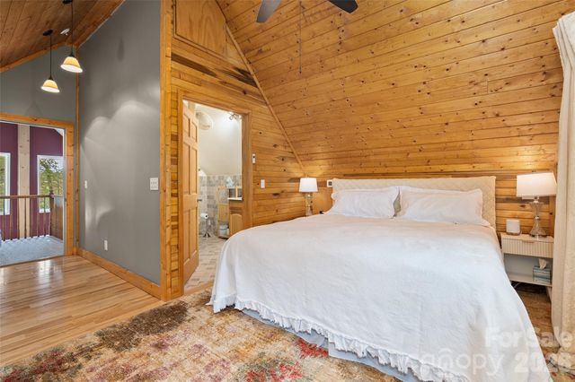 215 Atkins Loop, Lake Junaluska, NC 28745