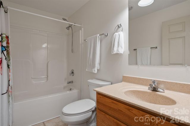 215 Atkins Loop, Lake Junaluska, NC 28745