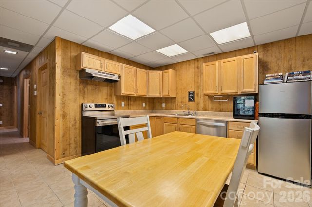 215 Atkins Loop, Lake Junaluska, NC 28745