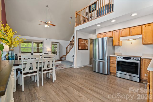 215 Atkins Loop, Lake Junaluska, NC 28745