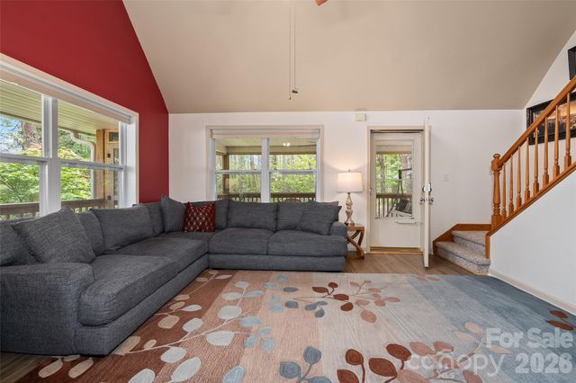 215 Atkins Loop, Lake Junaluska, NC 28745
