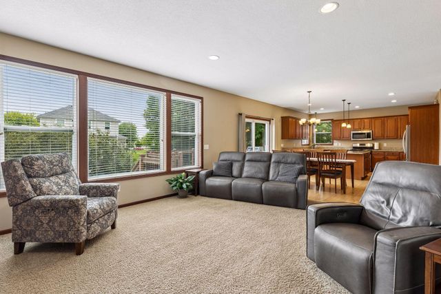 878 104th Lane NE, Blaine, MN 55434