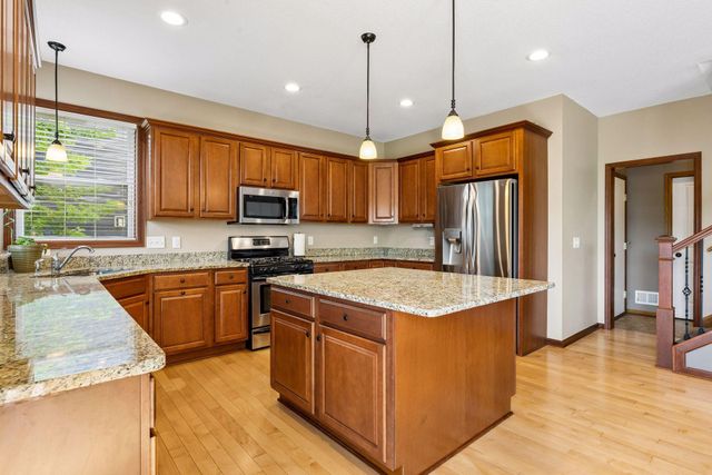 878 104th Lane NE, Blaine, MN 55434