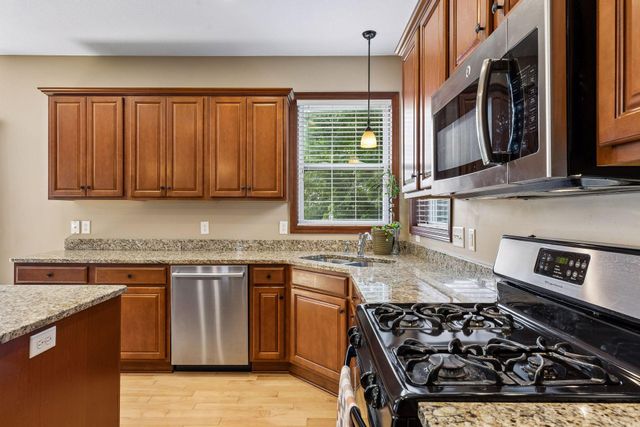 878 104th Lane NE, Blaine, MN 55434