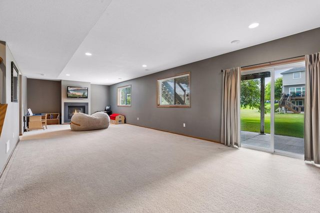 878 104th Lane NE, Blaine, MN 55434