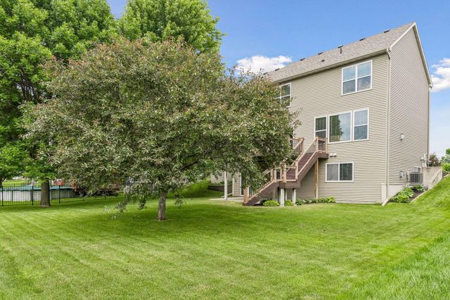 878 104th Lane NE, Blaine, MN 55434