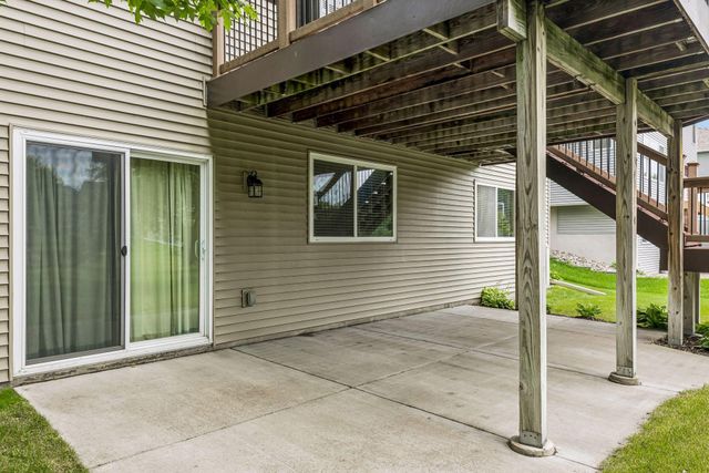 878 104th Lane NE, Blaine, MN 55434