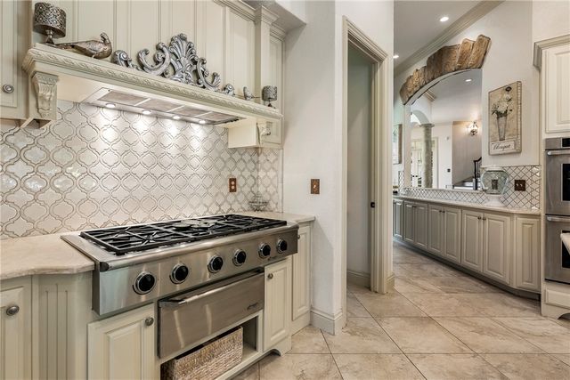 11220 Talamore Boulevard, Bentonville, AR 72712