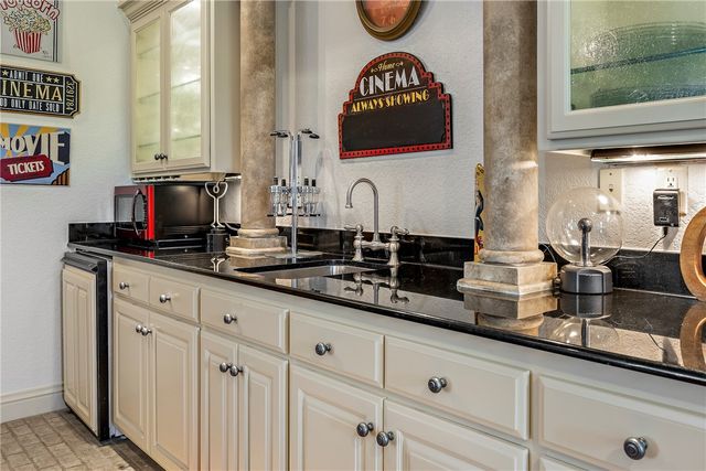 11220 Talamore Boulevard, Bentonville, AR 72712