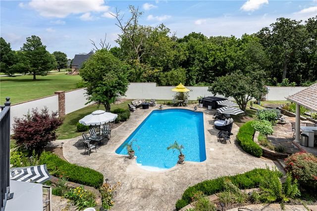 11220 Talamore Boulevard, Bentonville, AR 72712