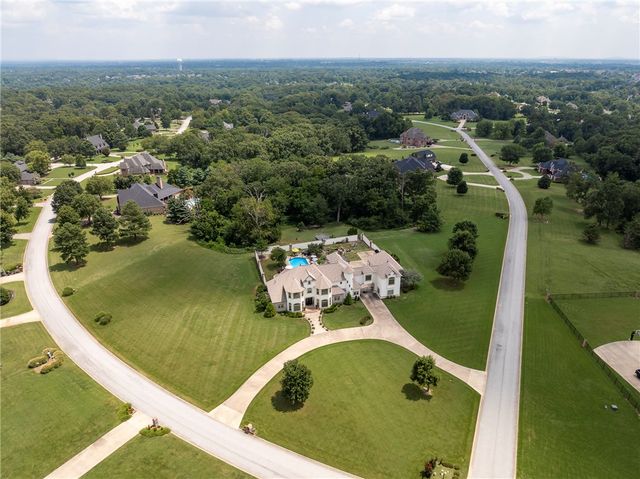 11220 Talamore Boulevard, Bentonville, AR 72712