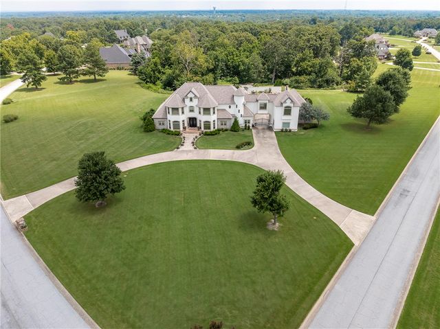 11220 Talamore Boulevard, Bentonville, AR 72712