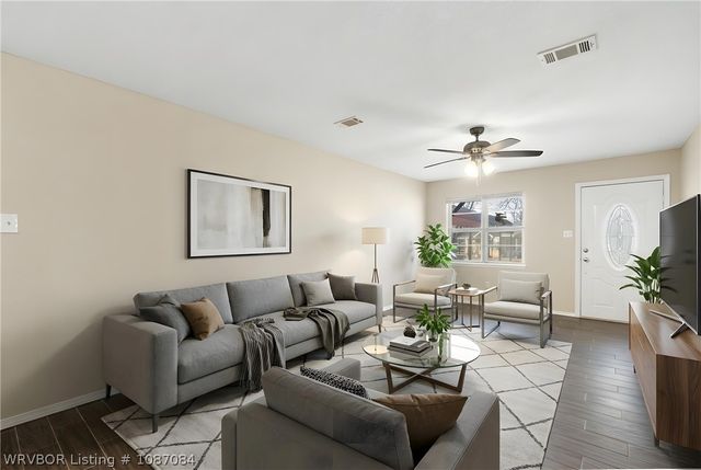 909 Essex Street, Greenwood, AR 72936