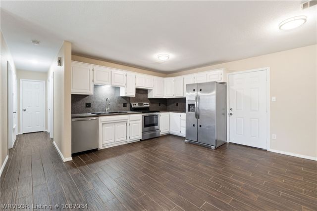 909 Essex Street, Greenwood, AR 72936