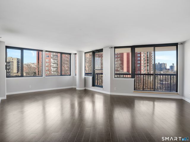 25 Forest Street 7D, Stamford, CT 06901