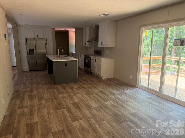 2468 Bonnie Glen, Clover, SC 29710