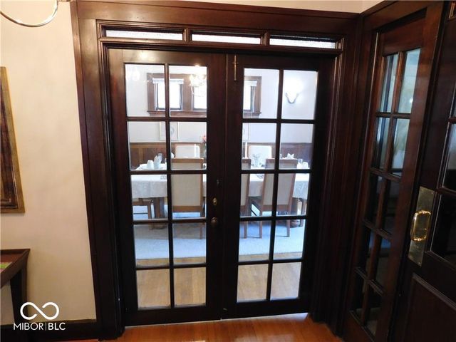 909 E 38th Street, Indianapolis, IN 46205