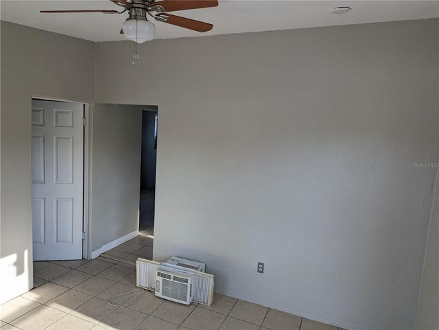 2000 QUEENSBORO AVENUE S A, St Petersburg, FL 33712