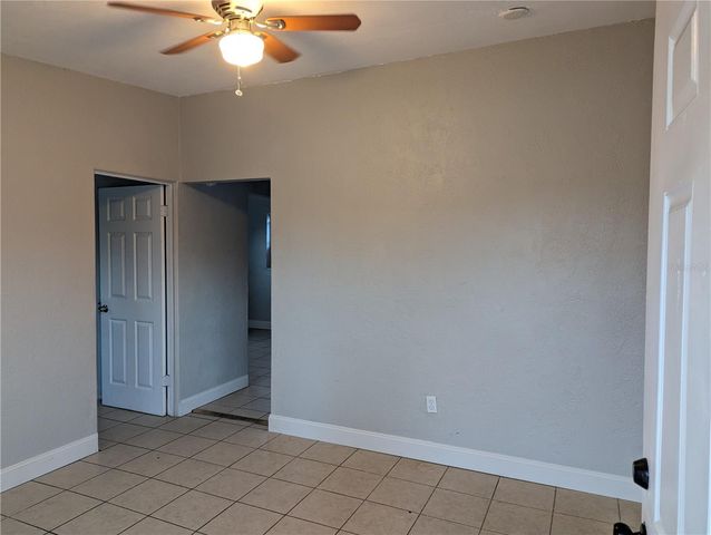 2000 QUEENSBORO AVENUE S A, St Petersburg, FL 33712