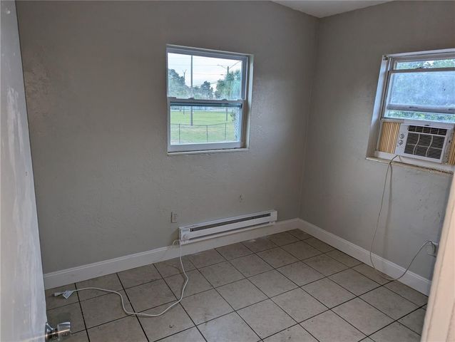 2000 QUEENSBORO AVENUE S A, St Petersburg, FL 33712