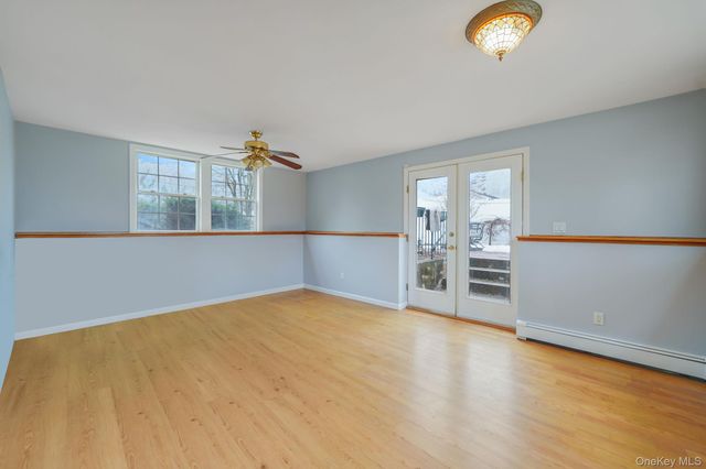 92 Hawthorne Road, Kings Park, NY 11754