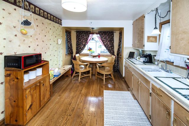 3130 S 35th STREET, Milwaukee, WI 53215