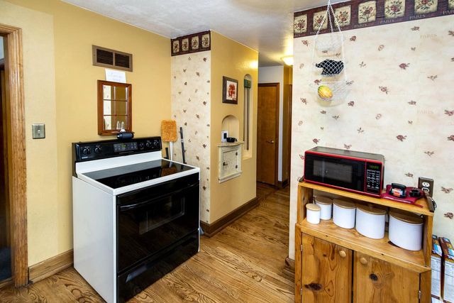 3130 S 35th STREET, Milwaukee, WI 53215