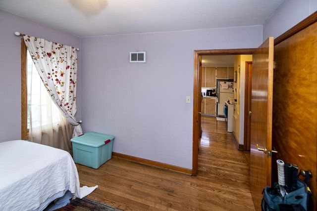 3130 S 35th STREET, Milwaukee, WI 53215