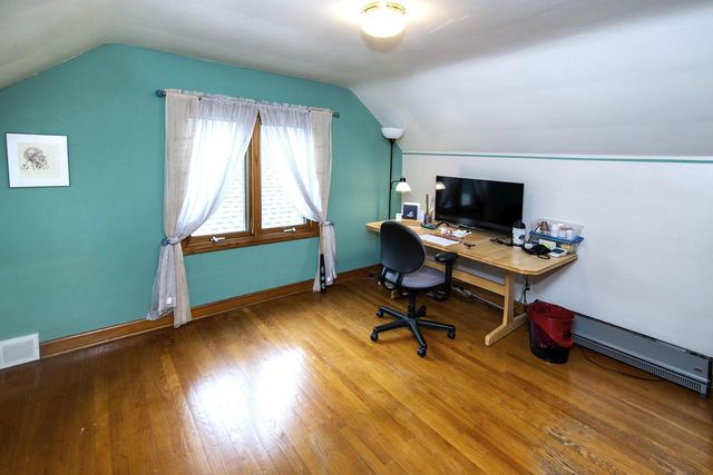 3130 S 35th STREET, Milwaukee, WI 53215