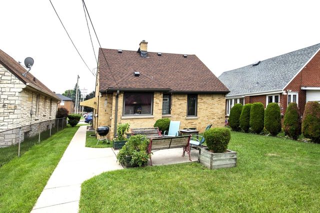3130 S 35th STREET, Milwaukee, WI 53215