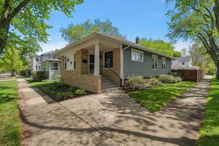 1017 Court Street, St. Joseph, MI 49085