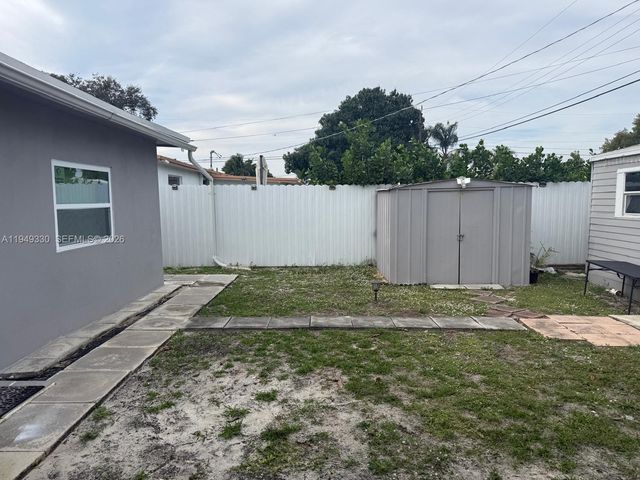 7321 Johnson St, Hollywood, FL 33024
