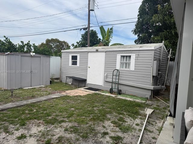 7321 Johnson St, Hollywood, FL 33024