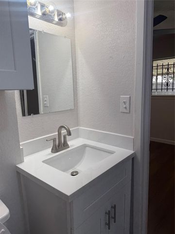 14422 Alrover Street, Houston, TX 77045