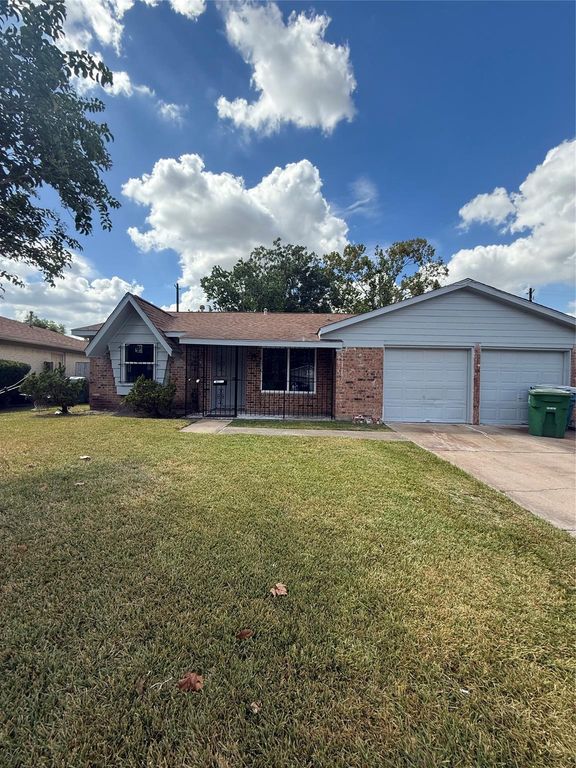 14422 Alrover Street, Houston, TX 77045