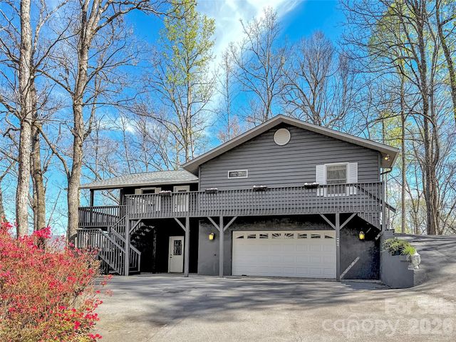 400 Indian Trail, Franklin, NC 28734