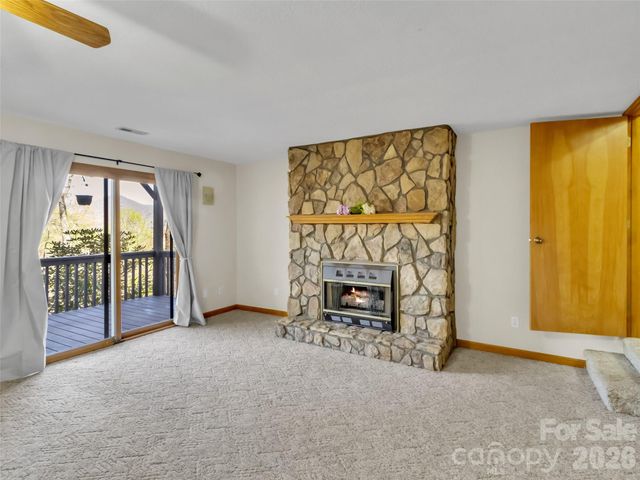 400 Indian Trail, Franklin, NC 28734