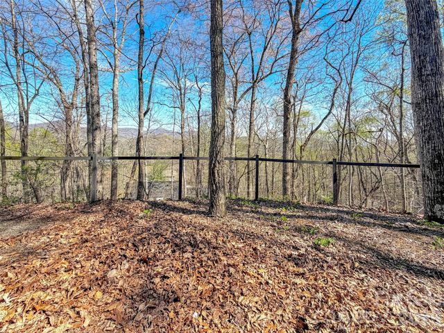 400 Indian Trail, Franklin, NC 28734